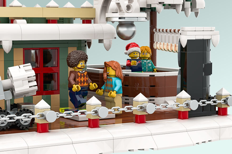 Christmas Is Coming, So I've Built A Kind Of Modular LEGO Christmas Tree