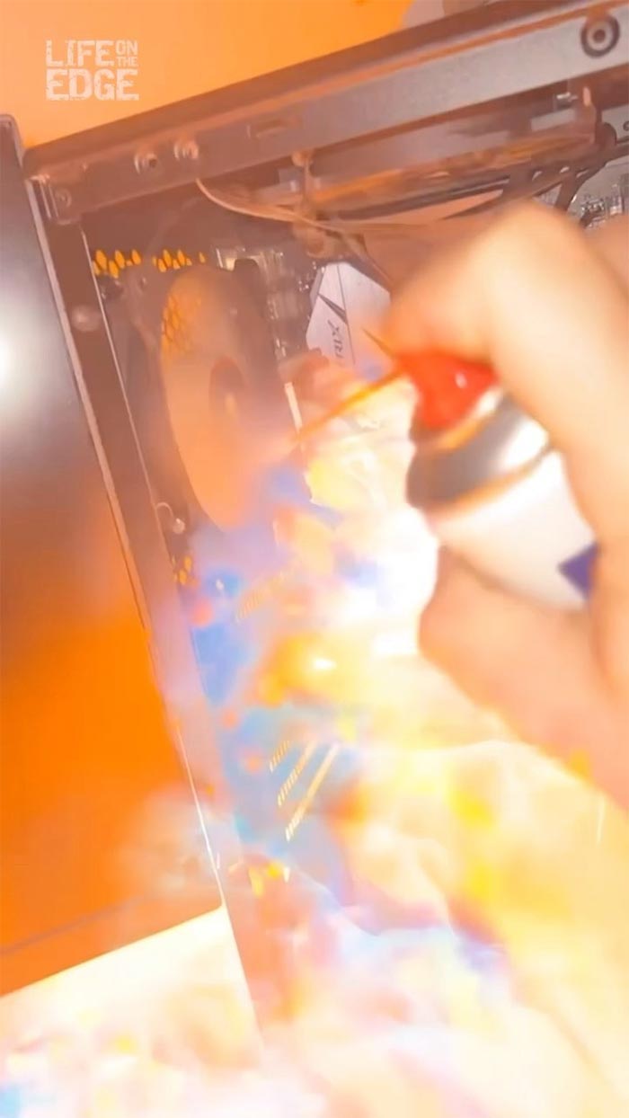 Gaming-Setups-Threatening-Auras