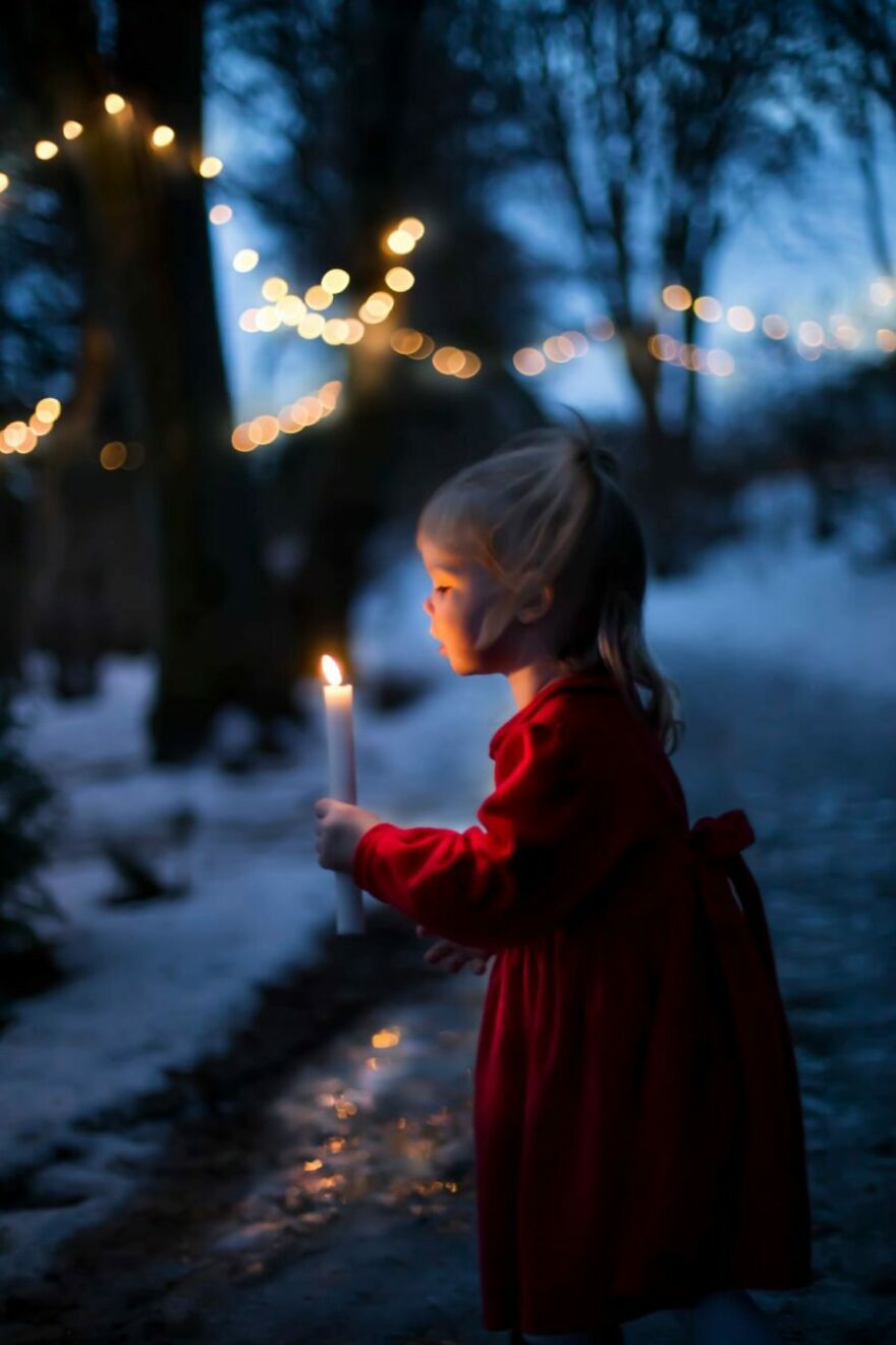 I Found Christmas Magic Around My Home In Iceland, And Here Are 11 Photos That I Took