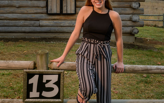 Dad Catches 13 Y.O. Daughter Lying After She Fails To Introduce Her Date, Tells Her To Text Him And Call It Off Dad Catches 13 Y.O. Daughter Lying After She Fails To Introduce Her Date, Tells Her To Text Him And Call It Off