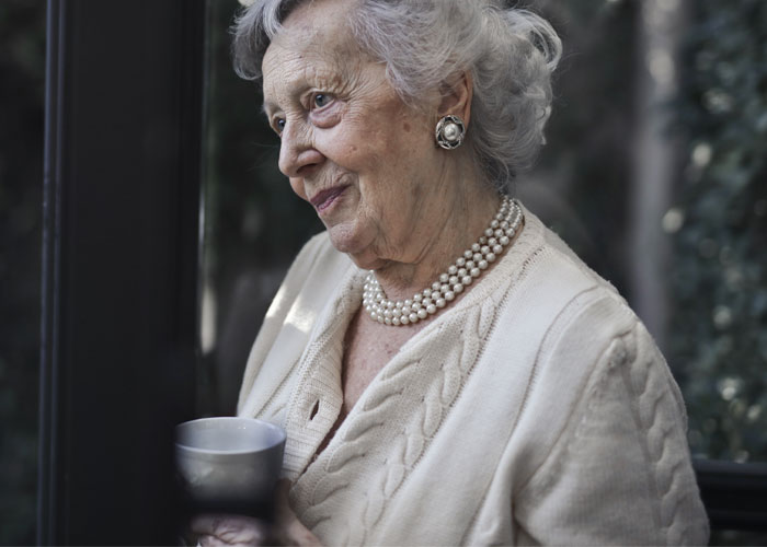 "They Begged Her To Move Her Car": Grandma Gets The Perfect Revenge On Couple After They Steal Her Deeded Parking Spot "They Begged Her To Move Her Car": Grandma Gets The Perfect Revenge On Couple After They Steal Her Deeded Parking Spot