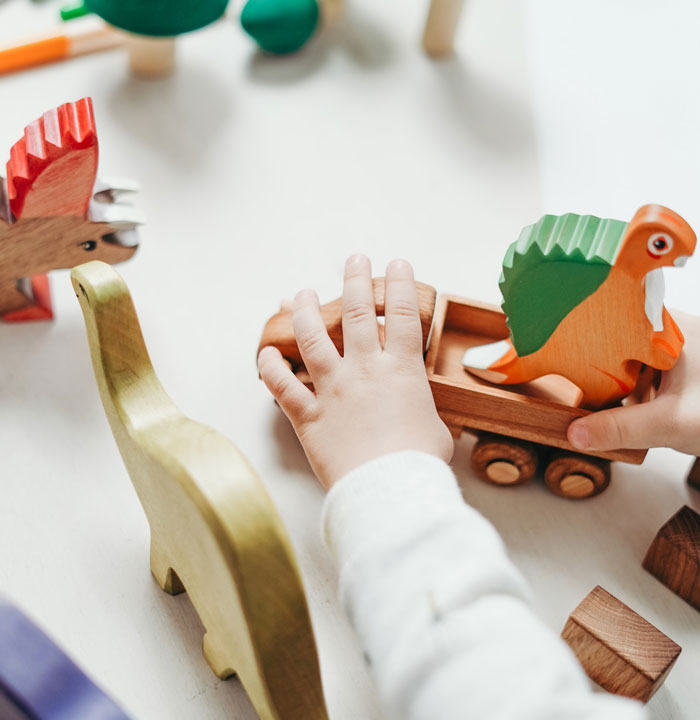 People Explain Why They Regret Having Kids In 30 Honest Posts