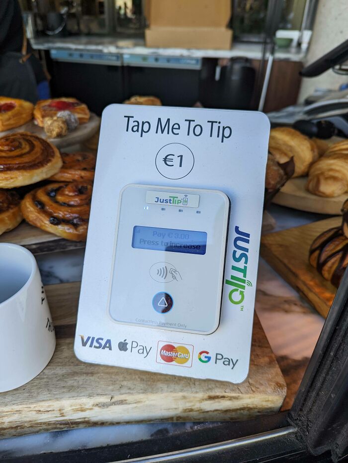 Deceptive Tipping Amount