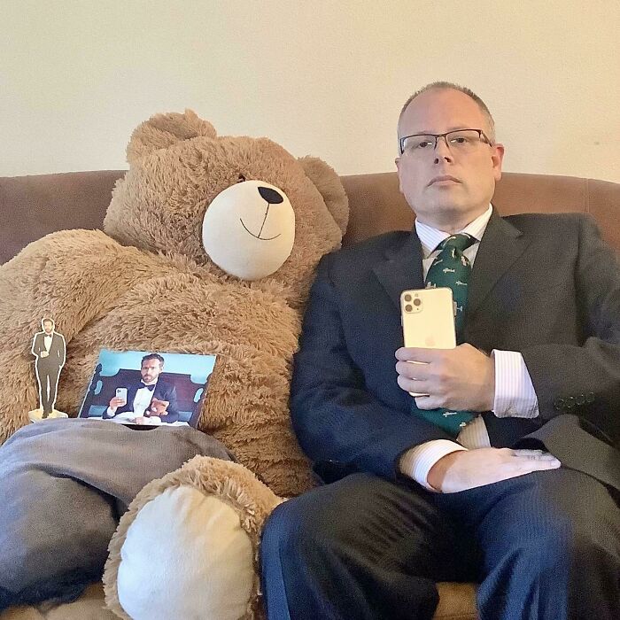 Dear Ryan, I Got Your Christmas Card. Here’s Me With My Teddy Bear And Phone. Thanks For Owning My Phone Company