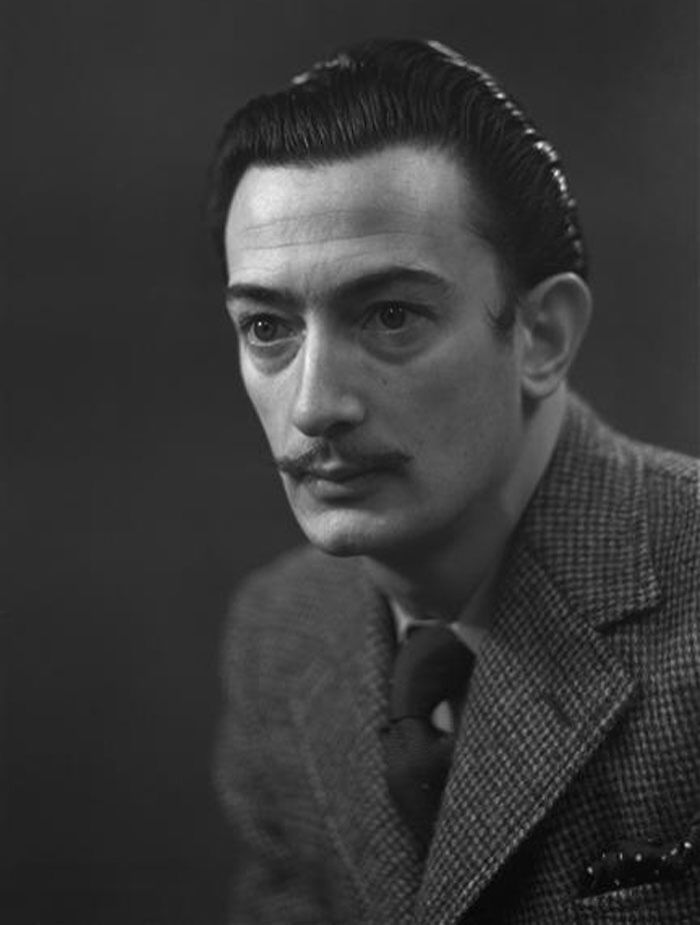 Dali portrait photographed by Studio Harcourt in 1936