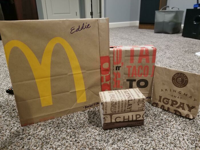 My Girlfriend Wrapped Her Christmas Presents In Fast Food Bags
