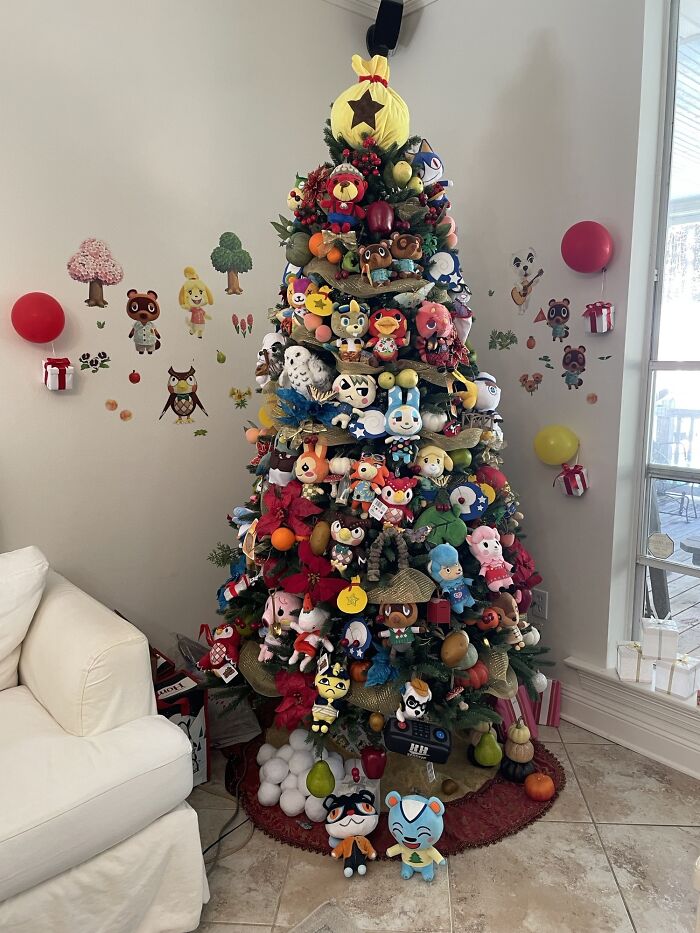My Grandma Has Recently Become Animal Crossing Obsessed, This Is Her Christmas Tree This Year