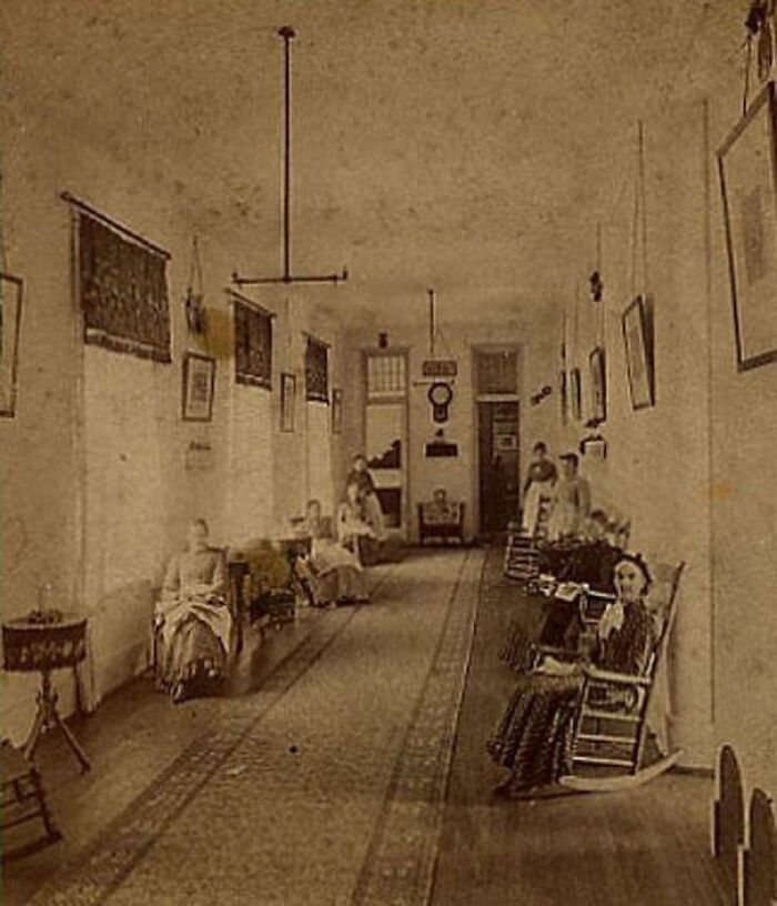 Psychiatric Asylum - Kalamazoo, Michigan, USA (1870)