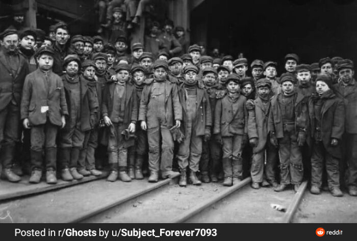 Child Labor Workers In The Early 1900's ;