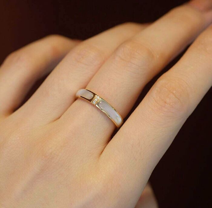 14k Gold Pink And White Mother Of Pearl & Diamond Ring