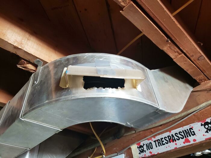 Aunt's Last Renters Cut A Hole In The Air Duct