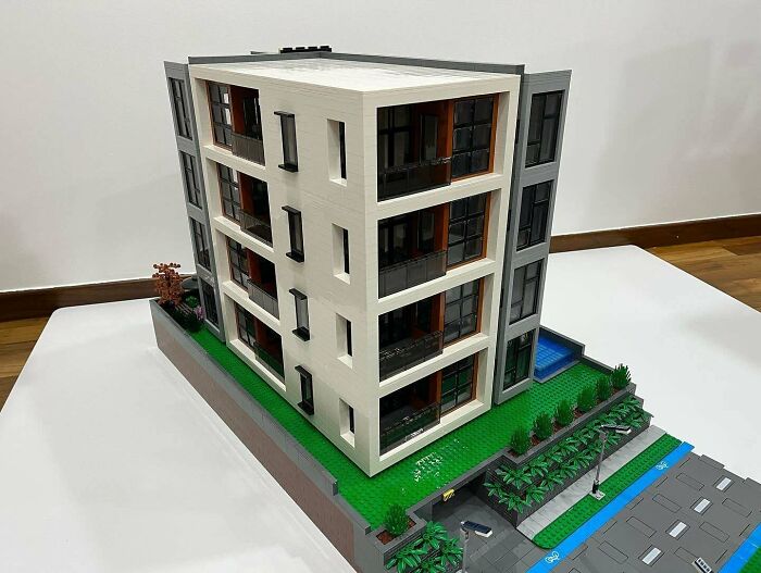 I Built A Small Modern Apartment Building!