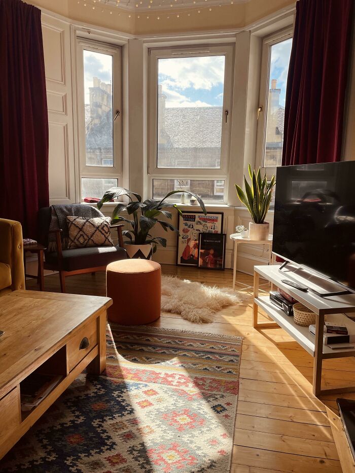 Posted A Few Months Ago And Got Some Good Tips To Make My New Flat Feel More Cosy! Really Feel Like It's Coming Together :)