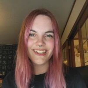 cindy_holland92 avatar