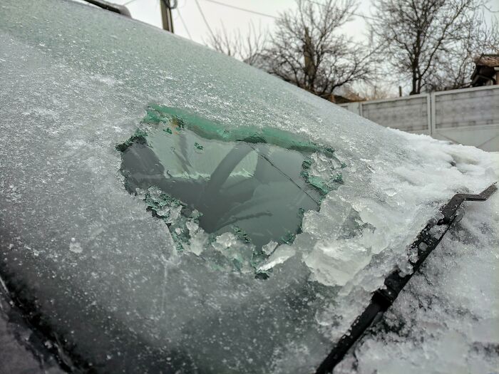 Thickness Of Ice On My Windshield In Romania