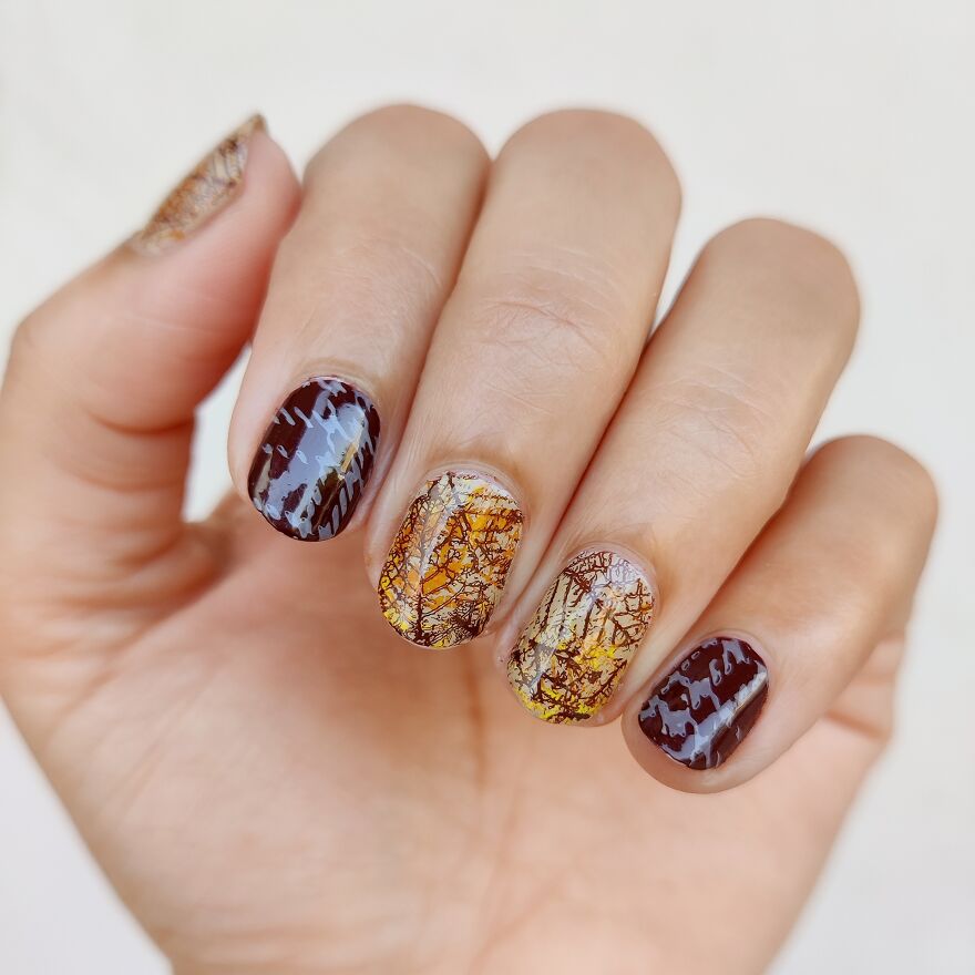 Some Plaids, Some Dried Leaves And A Whole Lot Of Fall Vibes. And It Made My Tiny Nails Look Pretty