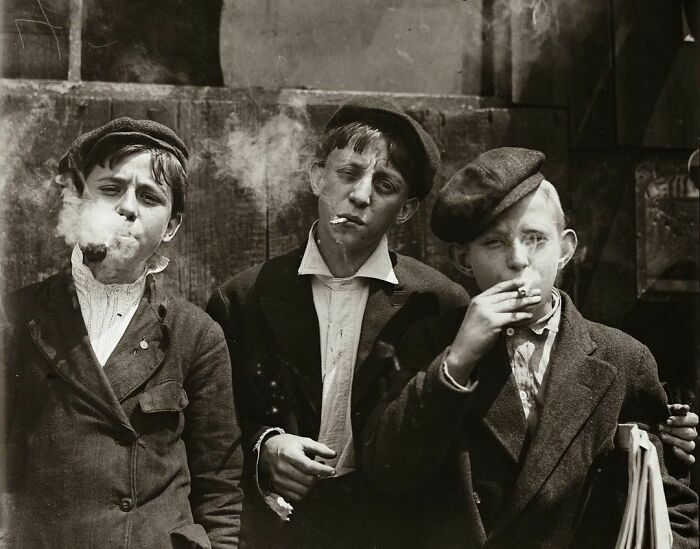 Child Laborers, Newsboys Smoking Cigarettes, St. Louis, Missouri. 1910