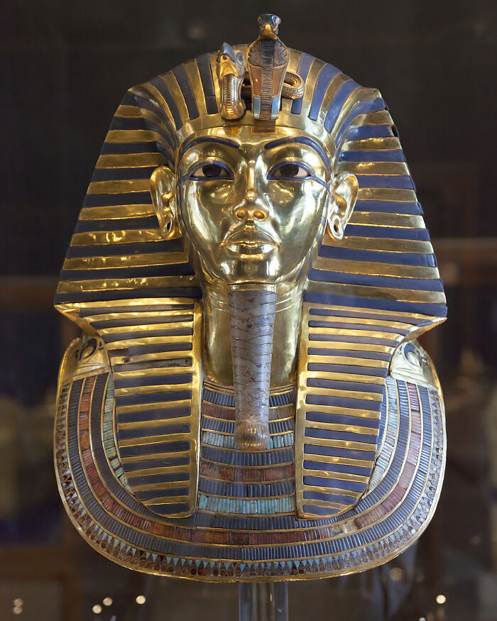 Mask Of Tutankhamun (1323 BC)