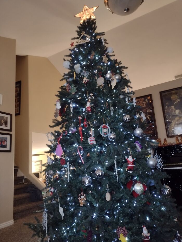 Christmas Ribbon Tree – Hey, Hey, Heather K