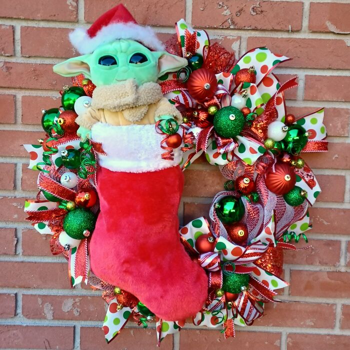 Baby Yoda Wreath
