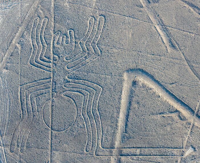 Nazca Lines (500 BC)