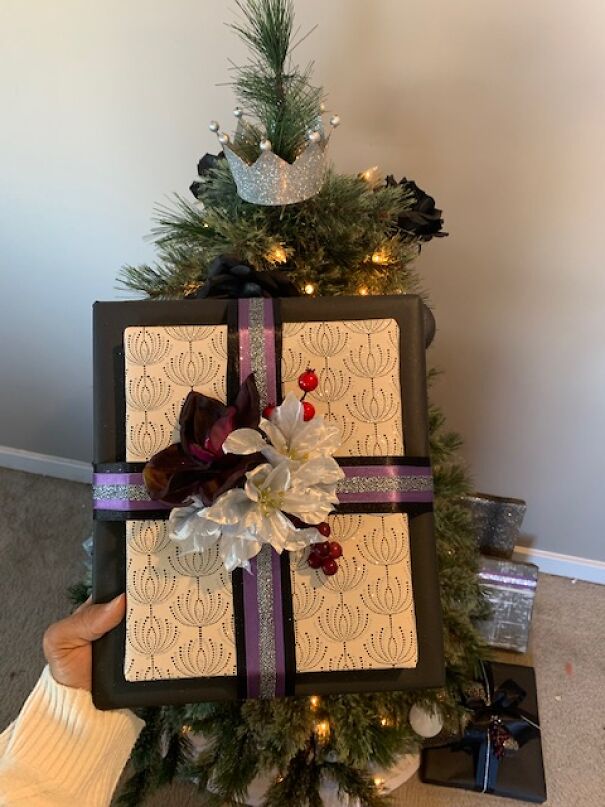 My "Gothic" Christmas Wraps 2022 My "Gothic" Christmas Wraps 2022