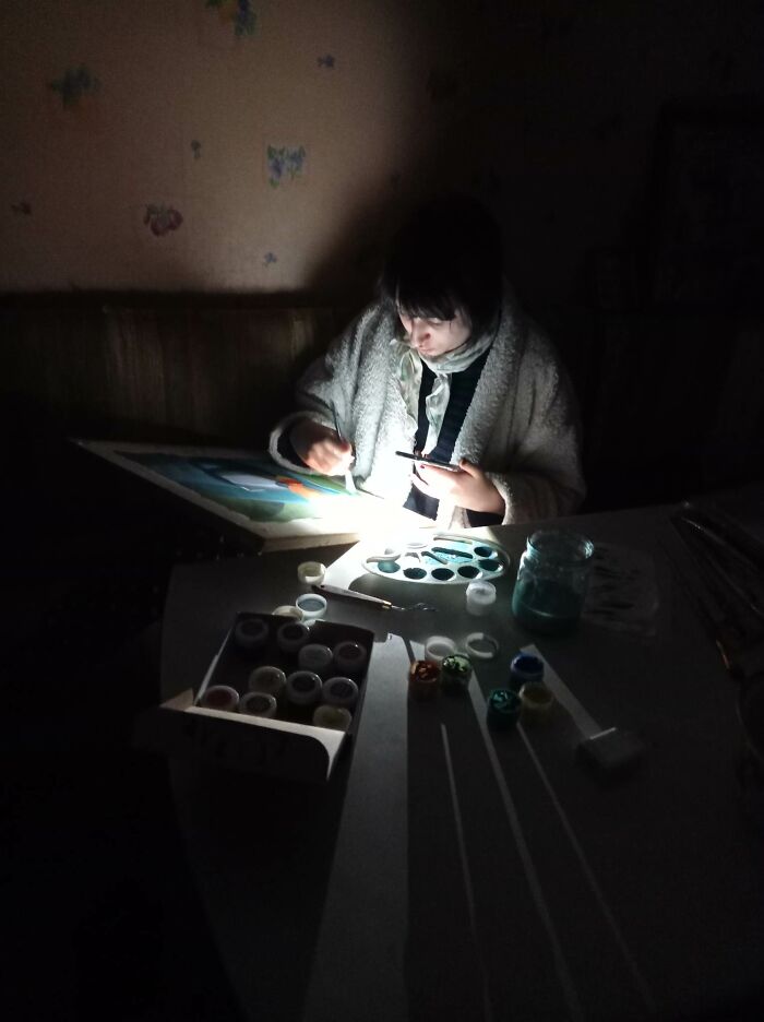 This Is How We Paint While In Ukraine In December 2022 This Is How We Paint While In Ukraine In December 2022