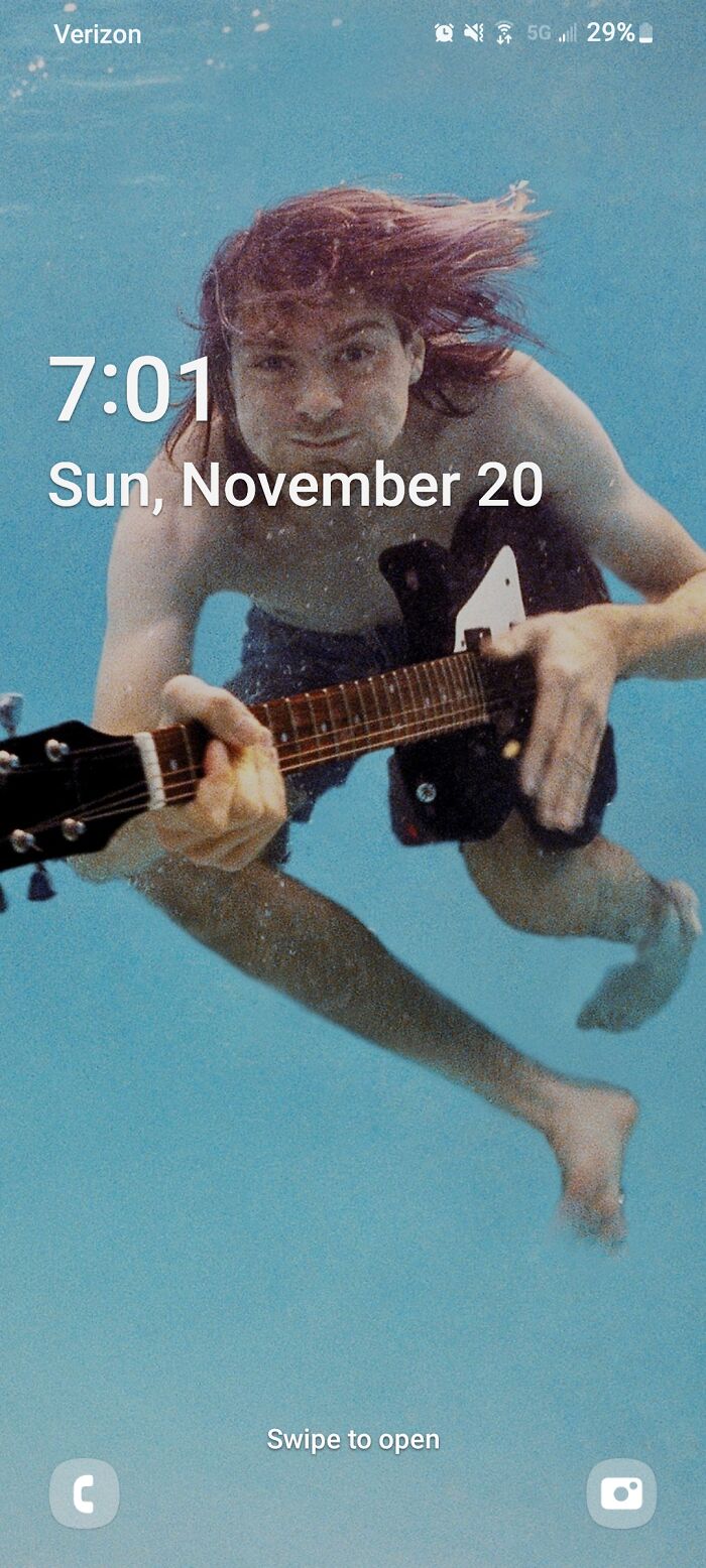 I've Waited A Long Time For A Challenge About Lockscreens. This Is My Old One I Had Like 2 Weeks Ago, I Now Have An Eddie Van Halen One