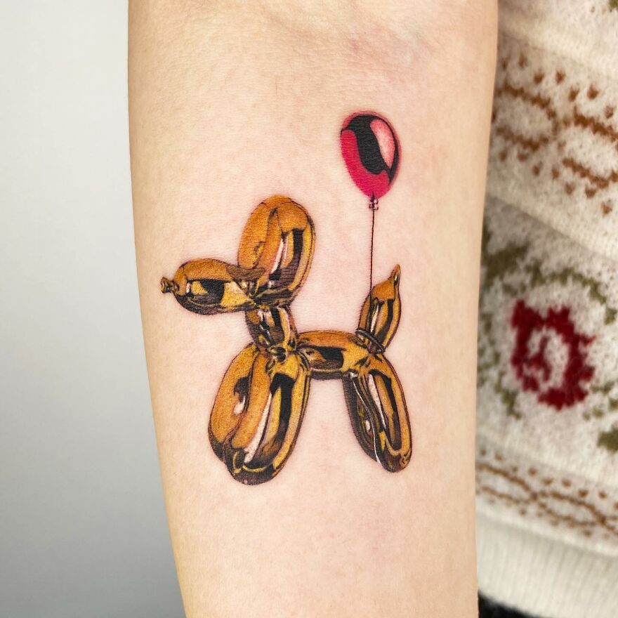 Tattoo Artist Adds Gold To His Tattoos Making Them Incredible