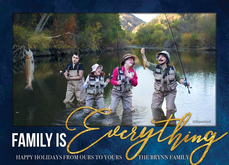 I Photoshopped Myself To Become My Own Awkward Family For My 8th Annual Holiday Card