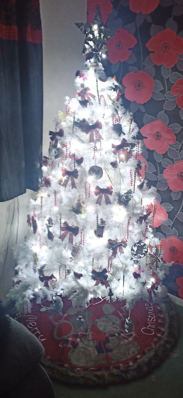 My Bevvii Loves Her Tree. Tartan Bows, Owls And Woodland Creatures And She Loaded The Star With LED Lights. The Angel We Used To Have Has Gone To Another Family Member Now
