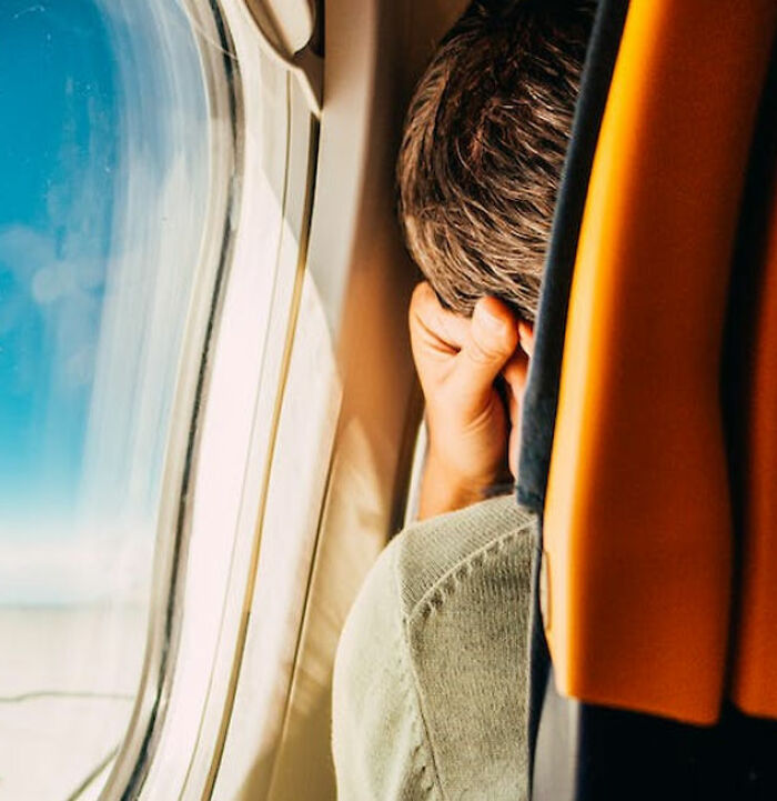 "People Who Work For Airlines, What Are Secrets Passengers Don't Know?" (30 Answers)