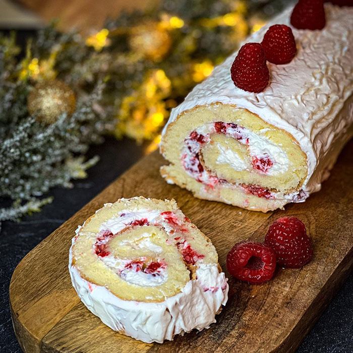 Raspberry Chantilly Mascarpone Log. A Simple Recipe To Make, Accessible For All, And You Won't Need A Particular Mold