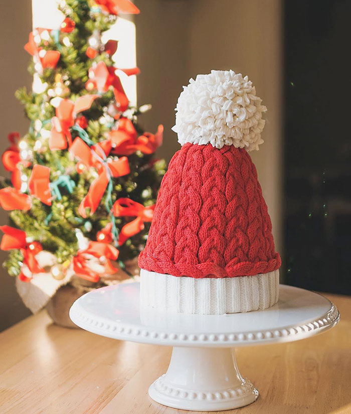 Home-Made Knit Hat Cake For Christmas Eve