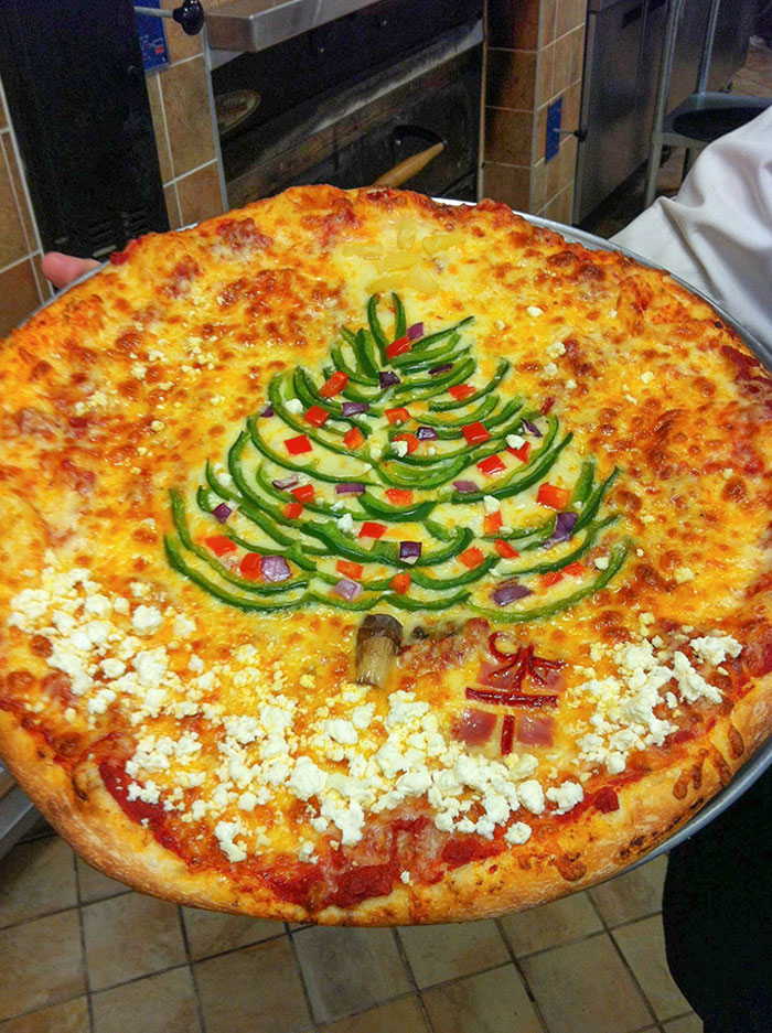 Made A Christmas Pizza At Work, And The Boss Actually Approved