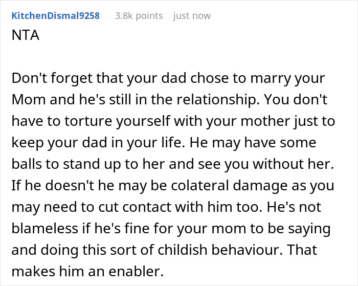“Am I A Jerk For Skipping Christmas With My Parents Since They Won’t Treat Me Like An Adult?” “Am I A Jerk For Skipping Christmas With My Parents Since They Won’t Treat Me Like An Adult?”