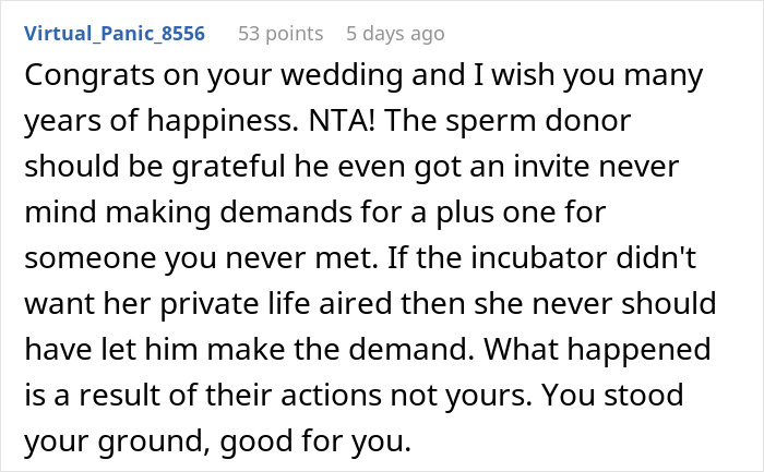 Bride Bans Polyamorous Parents' Throuple Partner From Her Wedding And Asks Folks Online If She's The Bad Guy