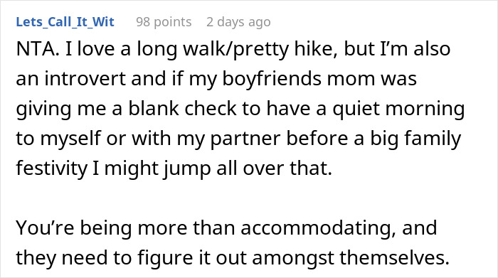 Mom Refuses To Cancel Family Christmas Hike For Son’s “Out Of Shape” Girlfriend Mom Refuses To Cancel Family Christmas Hike For Son’s “Out Of Shape” Girlfriend