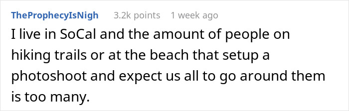 Person Has Had Enough Of Influencers Treating Public Spaces Like Their Private Studio, Dedicates Vacation To Ruining Their Photos Person Has Had Enough Of Influencers Treating Public Spaces Like Their Private Studio, Dedicates Vacation To Ruining Their Photos