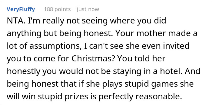 “Am I A Jerk For Skipping Christmas With My Parents Since They Won’t Treat Me Like An Adult?” “Am I A Jerk For Skipping Christmas With My Parents Since They Won’t Treat Me Like An Adult?”