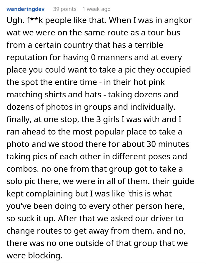 Person Has Had Enough Of Influencers Treating Public Spaces Like Their Private Studio, Dedicates Vacation To Ruining Their Photos Person Has Had Enough Of Influencers Treating Public Spaces Like Their Private Studio, Dedicates Vacation To Ruining Their Photos