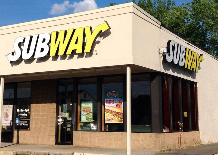 This Online Thread Is Dedicated To Grossly Overrated Fast Food Chains And Here Are 29 Of The Worst Ones