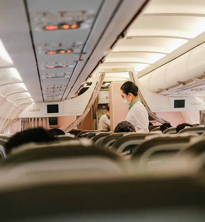 Pilot Shares Plane Etiquette Rules That Some People Still Can't Seem To Grasp
