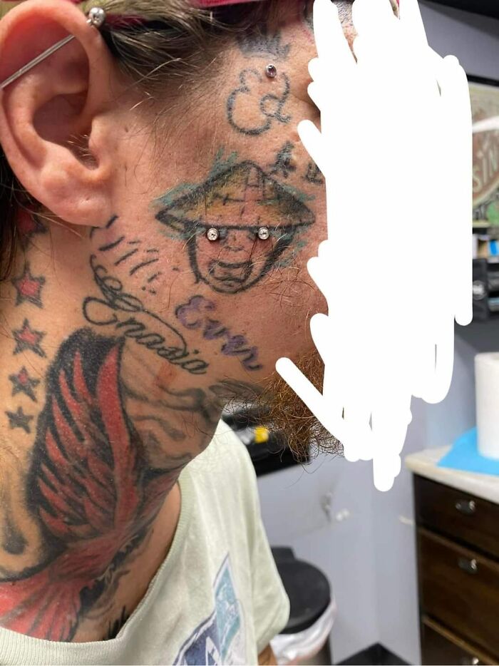 Los tatuajes y los piercings no son buenos
