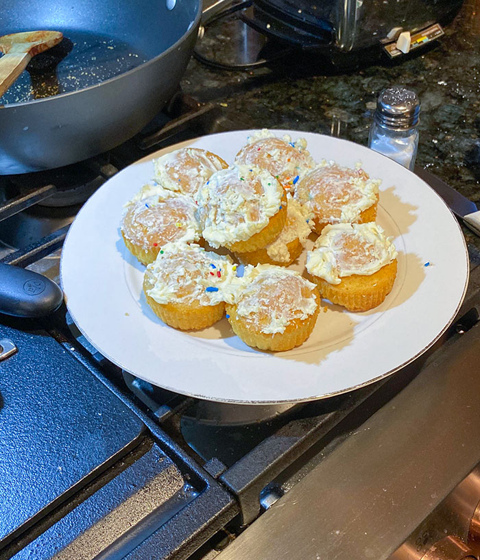 Wife Made Cupcakes, 8-Year-Old Ate The Frosting