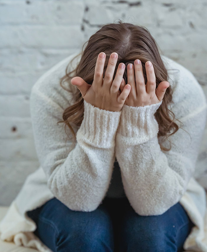 "Grandma Asked If I Was Pregnant": 30 People Open Up About What Ruined Their Christmas