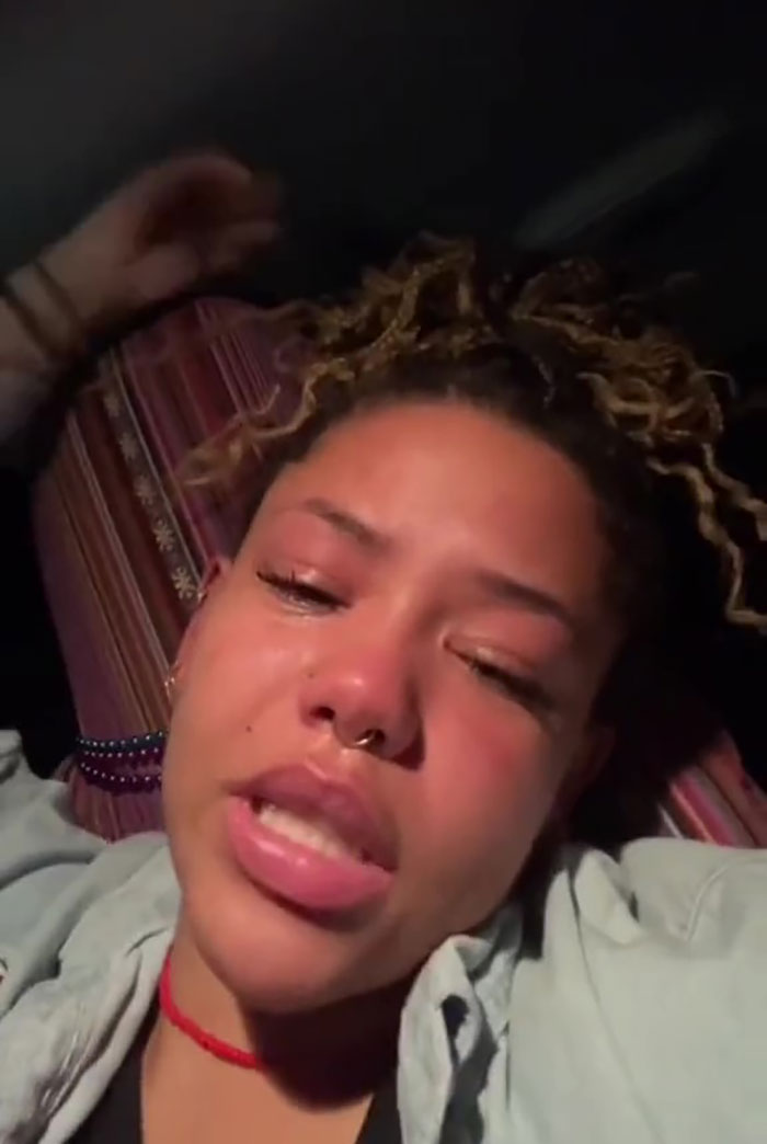 Guy Is Sick And Tired Of Servers Who Keep Slamming Non-Tipping Customers, Gives Them A Reality Check Guy Is Sick And Tired Of Servers Who Keep Slamming Non-Tipping Customers, Gives Them A Reality Check