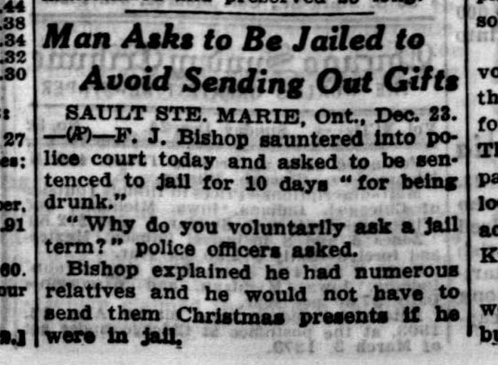 Now That's The Christmas Spirit! (Chicago Tribune 1933)