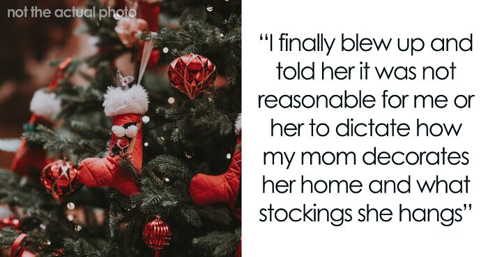 “My Wife Refused To Drop It”: Man’s Family Refuses To Hang A Custom Christmas Stocking With Step-Grandchild’s Name, So His Wife Refuses To Join Their Celebrations