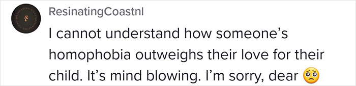 Parents Send A Christmas Card To Their Daughter After A Year Of Not Talking And Decide To Include A Hurtful Message Which Goes Viral With 2.6M Views Parents Send A Christmas Card To Their Daughter After A Year Of Not Talking And Decide To Include A Hurtful Message Which Goes Viral With 2.6M Views